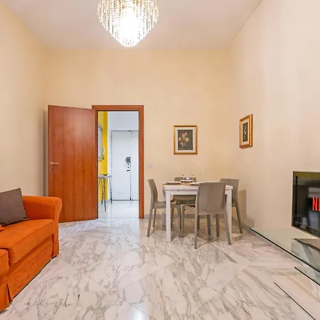 10 Minutes By Car From St Peter's Basilica شقة