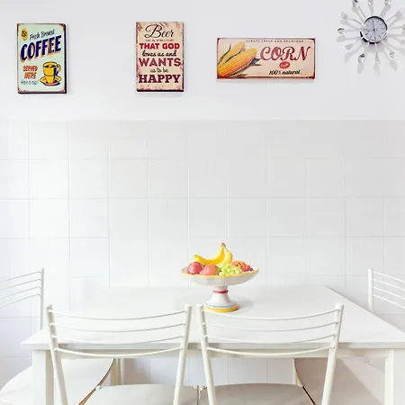 10 Minutes By Car From St Peter's Basilica شقة روما