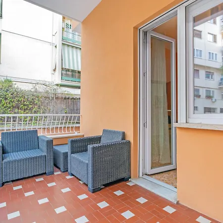 شقة 10 Minutes By Car From St Peter's Basilica