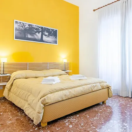 10 Minutes By Car From St Peter's Basilica شقة *